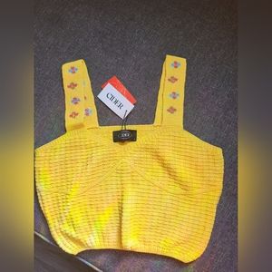 Knit crop top with floral detail by Cider